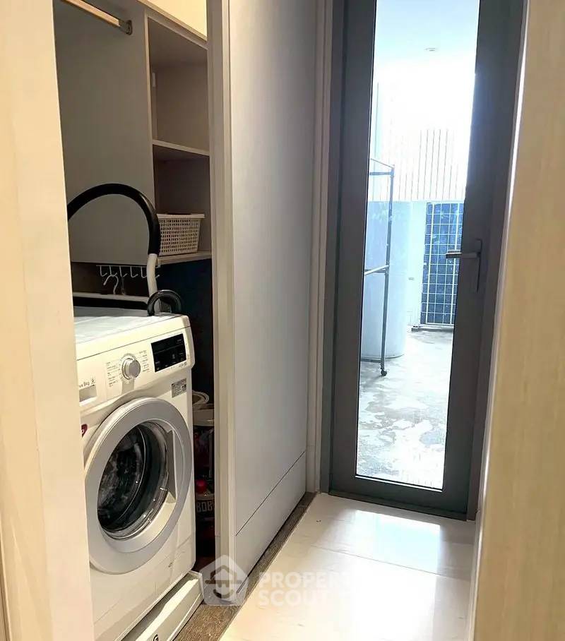 picture 2-BR Condo at KRAAM Sukhumvit 26 near BTS Phrom Phong (ID 2873549) - 8/9