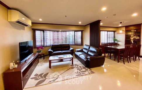 คอนโด 3-ห้องนอน ที่ บ้านสวนเพชร คอนโดมิเนียม ใกล้ BTS พร้อมพงษ์ (ID 2874049)