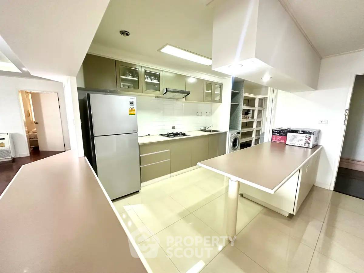 รูป คอนโด 2-ห้องนอน ที่ เดอะ เพลสทีจ 49 คอนโดมิเนียม ใกล้ BTS พร้อมพงษ์ (ID 2873661) - รูปที่ 6/16