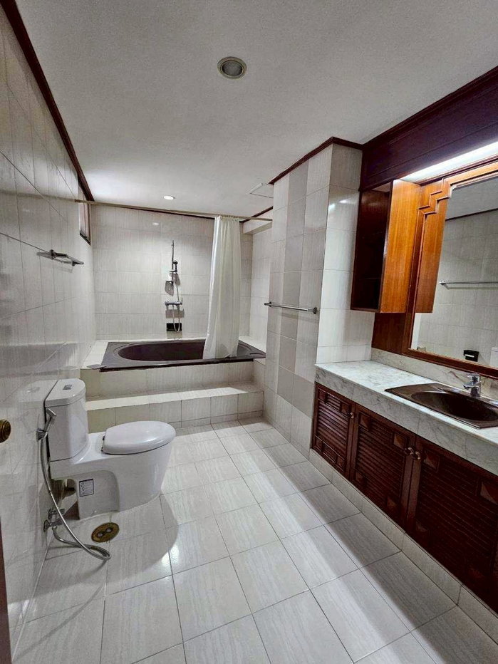 picture LTH15284 – ðķðïļ Ultra Spacious Pet-Friendly Living in Asoke | Condo for Rent | 75,000 THB/Month āļāļāļāđāļāļāđāļĻāļ āļŦāđāļāļāļāļāļēāļāđāļŦāļāđāļāļīāđāļĻāļĐ āļĢāļāļāļĢāļąāļāļāļēāļĢāđāļĨāļĩāđāļĒāļāļŠāļąāļāļ§āđ āļāļģāđāļĨāđāļāļāļĨāļēāļāđāļĄāļ·āļāļ āđāļāļĨāđ BTS - 3/6