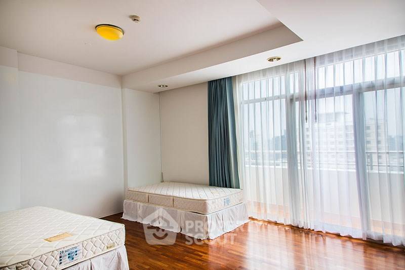 picture 3-BR Condo at Krungthep Thani Tower near BTS Phrom Phong (ID 2874404) - 12/12