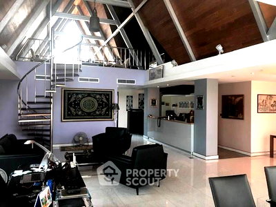 Condos for sale : 3-BR 300 Sqm Condo At Baan Saraan, Near MRT Phetchaburi (ID 2874011)