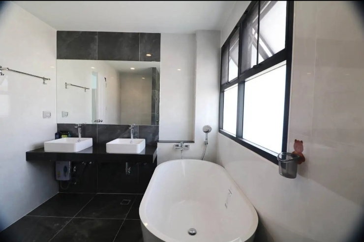 รูป บ้านใหม่ ในโครงการใหม่ 4ห้องนอน มีอ่างอาบน้ำ - รูปที่ 6/11