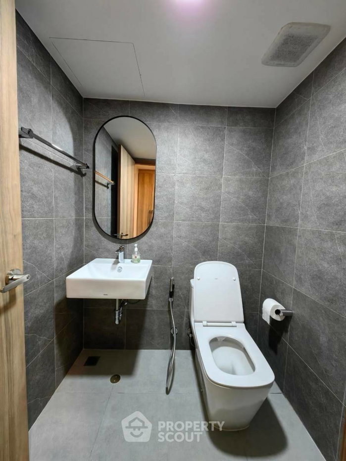 picture 3-BR Condo at Somkid Gardens Condominium near BTS Chit Lom (ID 1736733) - 15/50