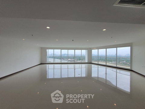 4-BR Condo at Supalai Riva Grande close to Phra Ram 3 (ID 2874314)