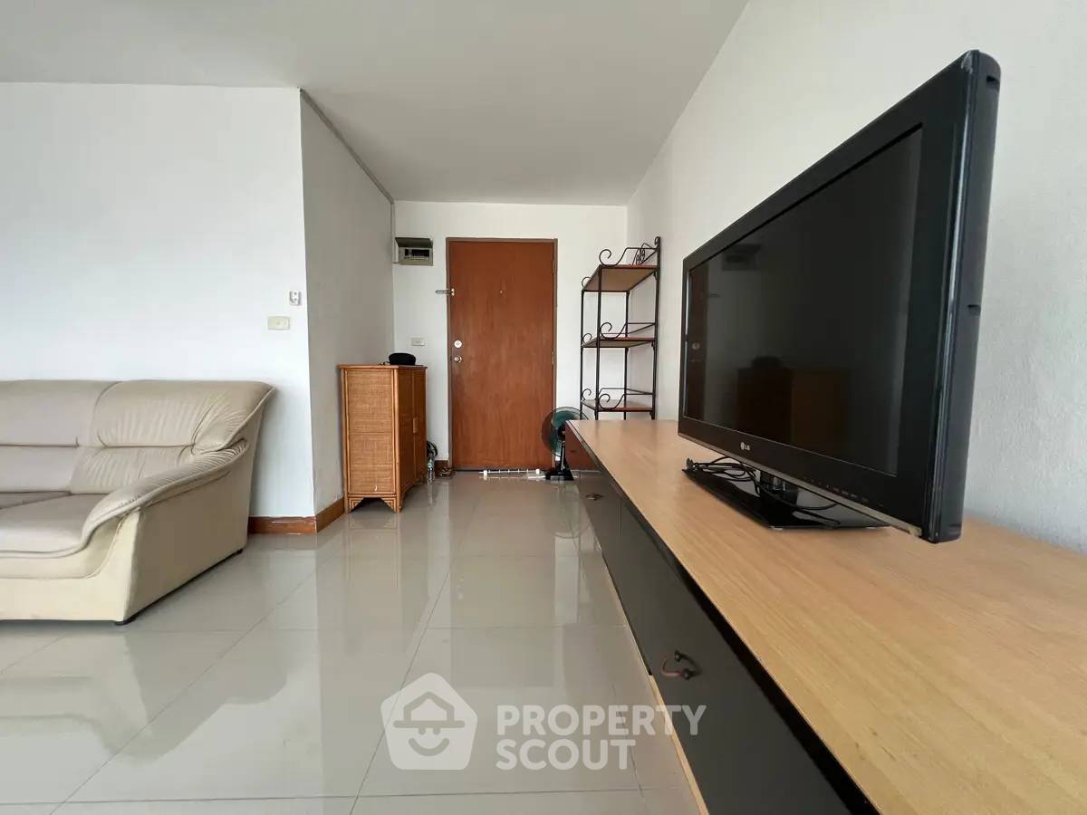 รูป คอนโด 1-ห้องนอน ที่ สุขุมวิท สวีท คอนโดมิเนียม ใกล้ BTS นานา (ID 2874001) - รูปที่ 4/12
