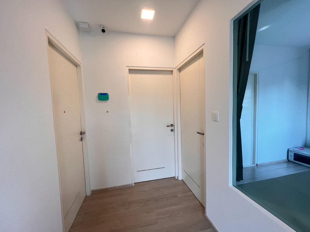 picture Beautiful, luxurious house for sale, "ready to move in immediately,"  - 24/41