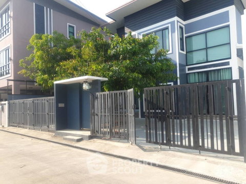 บ้าน 5-ห้องนอน ใกล้ สนามบินเชียงใหม่ (ID 2870818)