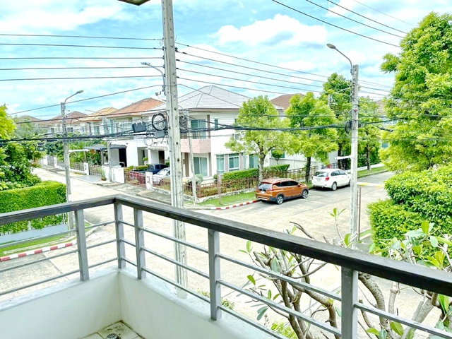 รูป MRTคู้บอน แฟชั่นไอส์แลนด์3.75 กม. 3นอน 2 น้ำ บ้านเดี่ยว 2 ชั้น หลังมุม 42 ตร.วา.167 ตร.ม. ปัญญาอินทรา เลียบคลองสอง ใกล้รร.บางชัน 1.5 กม. - รูปที่ 7/8