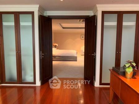 picture 4-BR Condo at Las Colinas near BTS Asok (ID 2873830) - 31/54