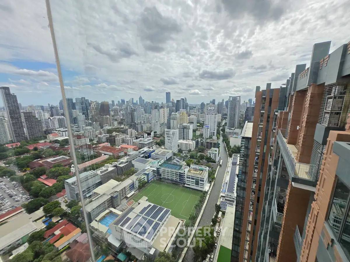 picture 4-BR Condo at Villa Asoke near MRT Phetchaburi (ID 2874631) - 4/14
