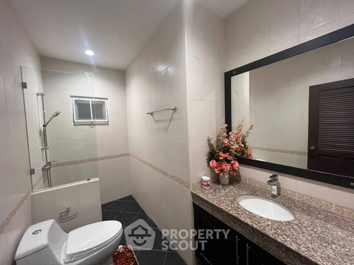 รูป วิลล่า 3-ห้องนอน ที่ เอ็มเมอร์รัล กรีน ใน ทับใต้ (ID 2872836) - รูปที่ 14/15