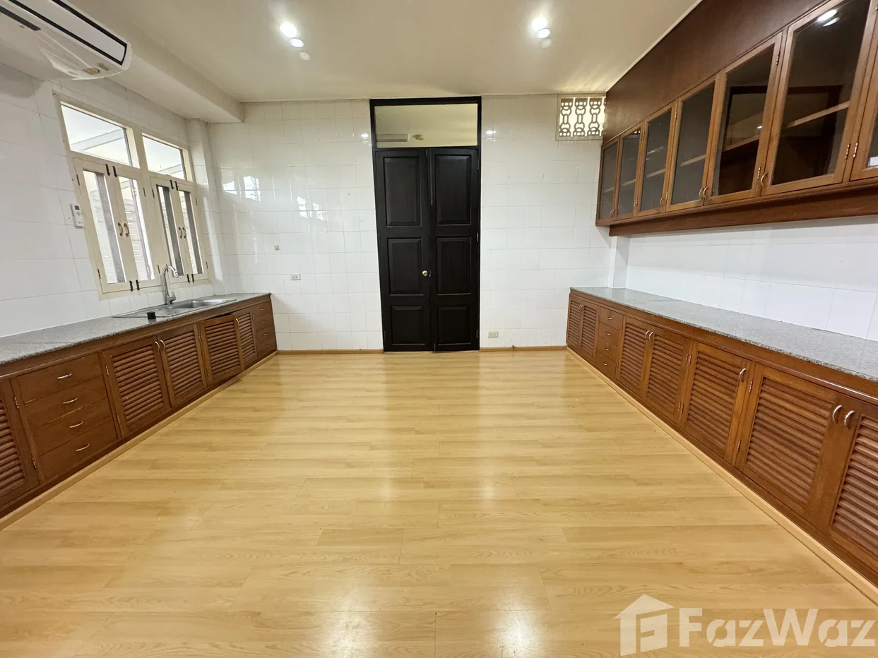 รูป บ้านเดี่ยวให้เช่า 4 ห้องนอน ใน คลองตันเหนือ, กรุงเทพมหานคร 1932904 - รูปที่ 9/16