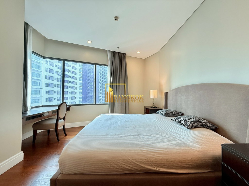 รูป Bright Sukhumvit 24 | Spacious 1 Bed Condo in Phrom Phong - BR17800CD - รูปที่ 10/27