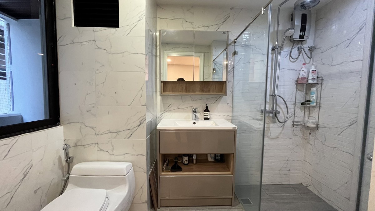picture Luxury 2BR Condo in Sukhumvit | Oversized 122 SQM | High Yield Asset - [U1094704] - 14/17