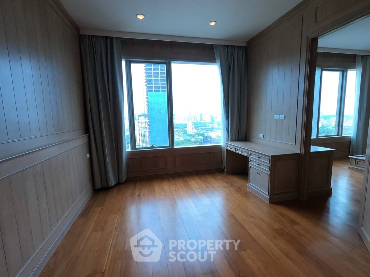 picture 4-BR Condo at 185 Rajadamri near BTS Ratchadamri (ID 2873887) - 22/32
