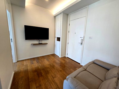 Condos for rent : ✨ For rent: The Saint Residences, a modern condo in the heart of the city (DSL2021)