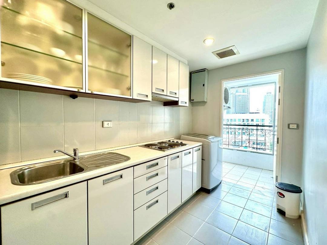 รูป Silom City Resort good unit for rent - รูปที่ 12/12
