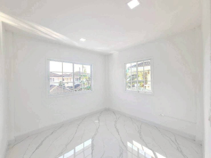 รูป บ้านเดี่ยว  ลำลูกกาคลองสี่  ลาดสวาย หมู่บ้านสิรารมย์  นัดชมบ้าน  085-318-6868​คุณวา - รูปที่ 11/16