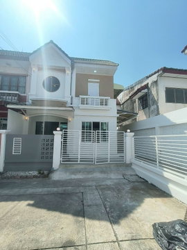 บ้านรามอินทรา  พระยาสุเรนทร์40  ใกล้จตุโชติ  หมู่บ้านบุศรินทร์ นัดชมบ้าน 085-318-6868 คุณวา