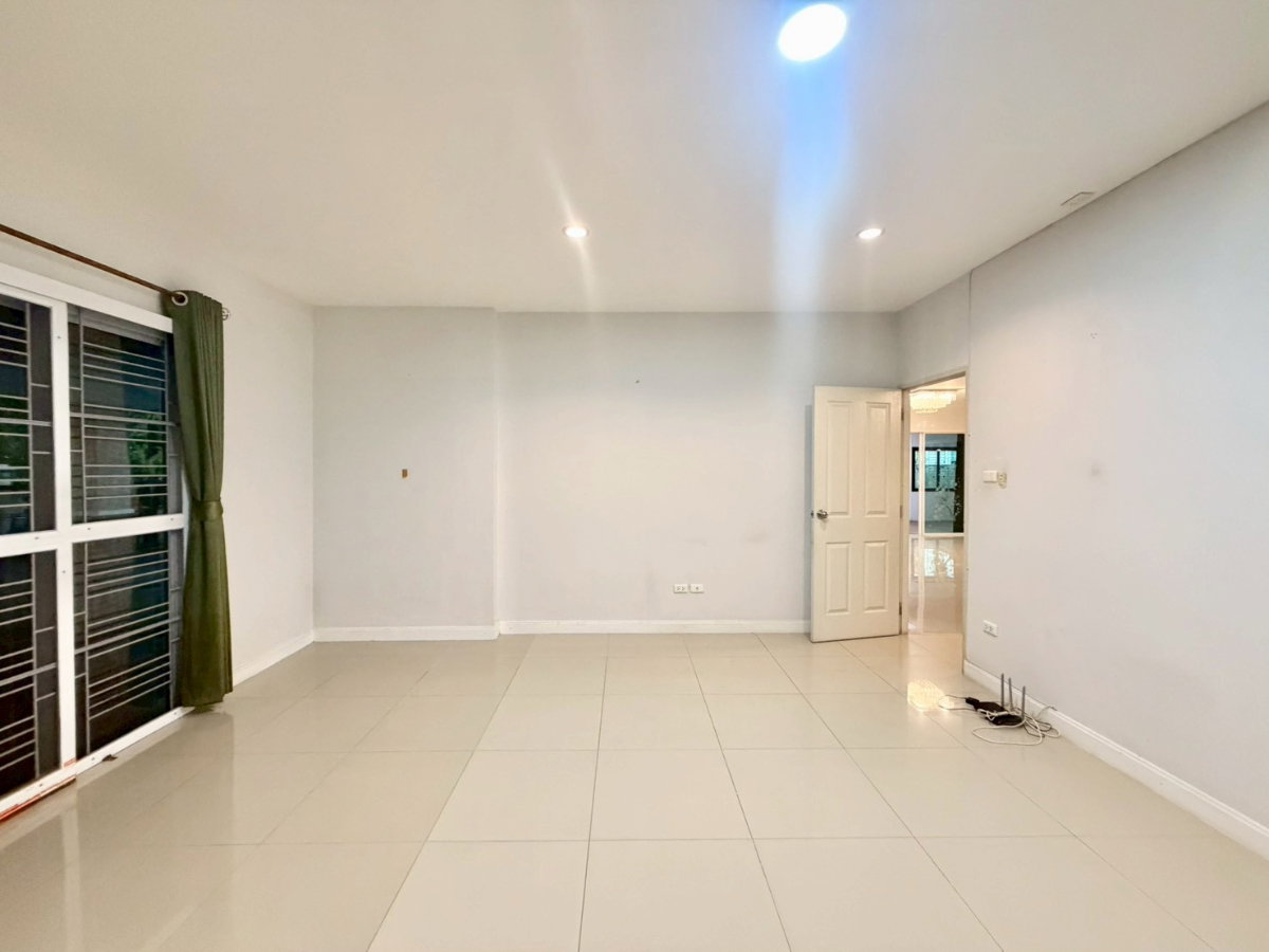 รูป 12.9 ล้าน บ้านหลังใหญ่ ทำเลหายาก | บ้านแปลงมุม ตรงข้ามสวน | Lake Valley บ่อวิน 5 ห้องนอน 4 ห้องน้ำ - รูปที่ 37/53