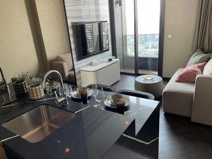 The esse sukhumvit 36 bts Thonglor 