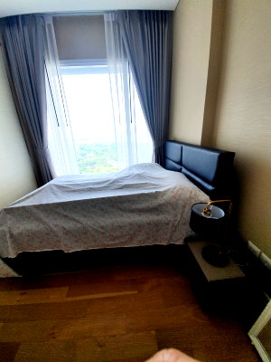 Condos for rent : 📍 Seeking a high-quality rental? The Saint Residences offers urban convenience (DSL1633)