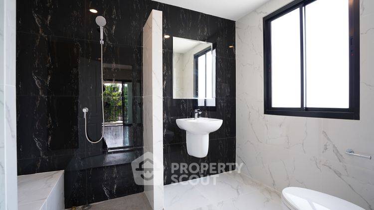 picture 4-BR House in Bang Khu Wiang (ID 2851549) - 9/9