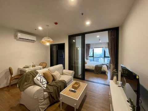 Condo for rent at The Line Vibe Phahonyothin, near BTS Ha Yaek Ladprao and MRT Phahonyothin.