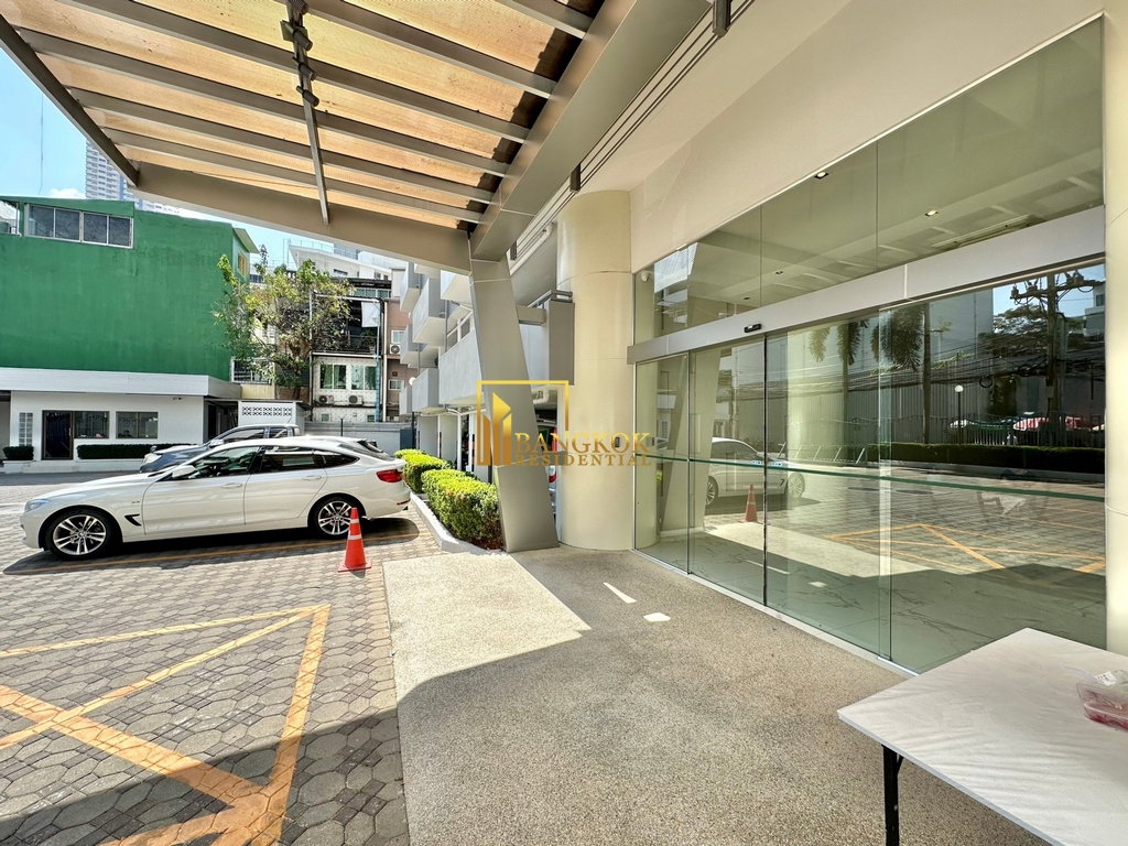 รูป Acadamia Grand Tower | Spacious 2 Bed Condo in Phrom Phong - BR15259CD - รูปที่ 31/35