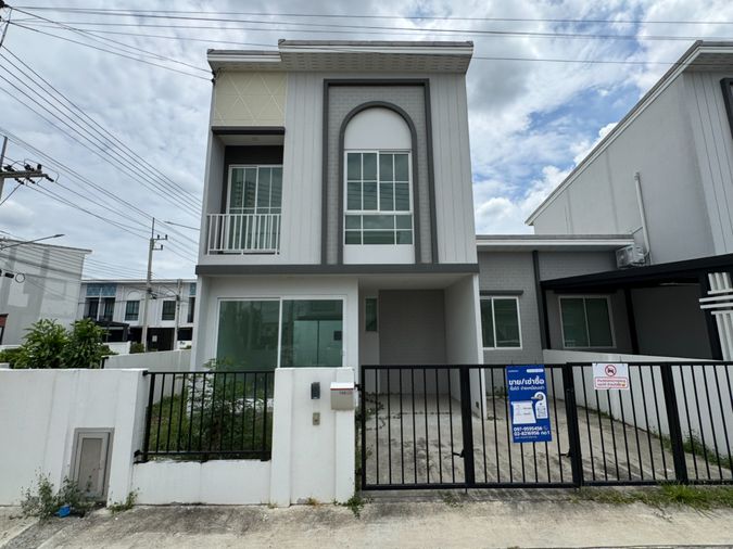 🏡 ทาวน์โฮมหลังใหญ่ ทำเลกรุงเทพ–ปทุม เดินทางสะดวก พร้อมเข้าอยู่ | ชีวาโฮม กรุงเทพฯ–ปทุม