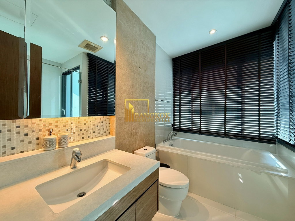 รูป Bright Sukhumvit 24 | Spacious 1 Bed Condo in Phrom Phong - BR17800CD - รูปที่ 14/27