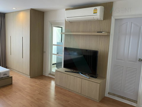 🎊 For Rent Condo LUMPINI VILLE PHAHOL-SUTHISARN Building A, Floor 15,Studio, Room size 30 sqm