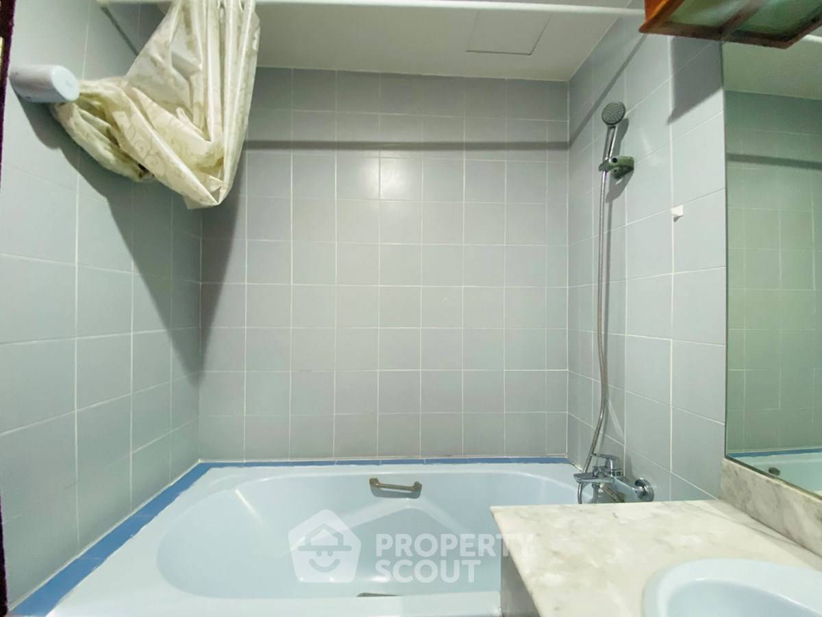 รูป คอนโด 3-ห้องนอน ที่ สายชล แมนชั่น ใกล้ BTS สะพานตากสิน (ID 2874554) - รูปที่ 23/27