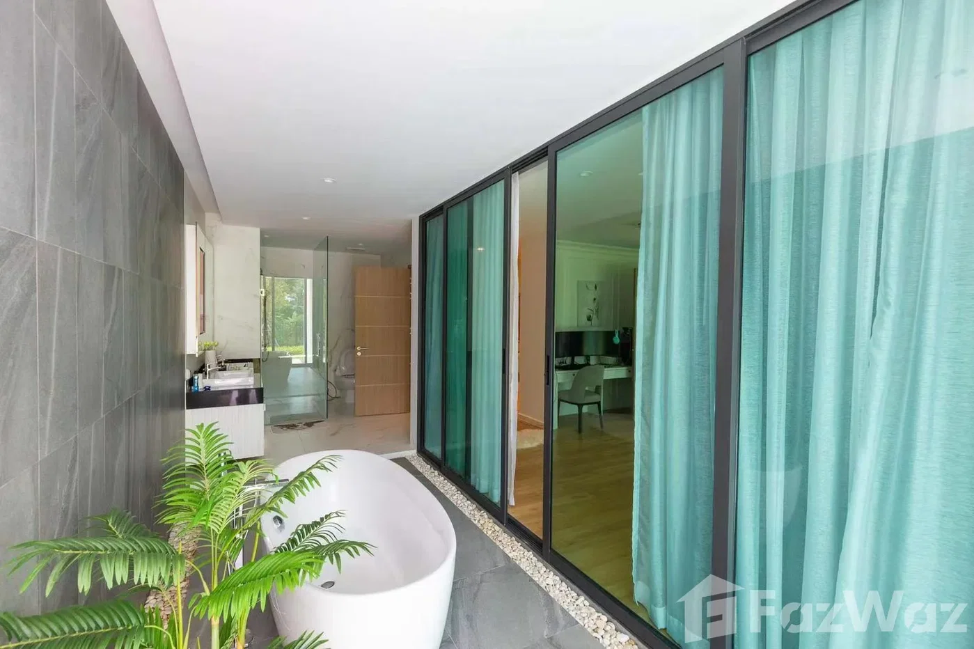 picture River view , 3 Bedroom + 1 bedrooms 4 Bathrooms 1916283 - 4/16