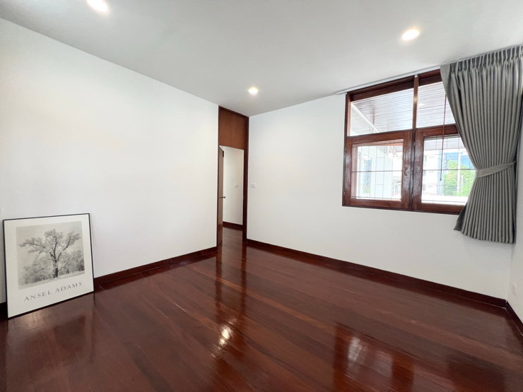 รูป 🏡✨ For Rent | ให้เช่า บ้านเดี่ยวสุขุมวิท 71 รีโนเวทใหม่ทั้งหลัง สไตล์คลาสสิค ใกล้โรงเรียนนานาชาติ  - รูปที่ 27/62