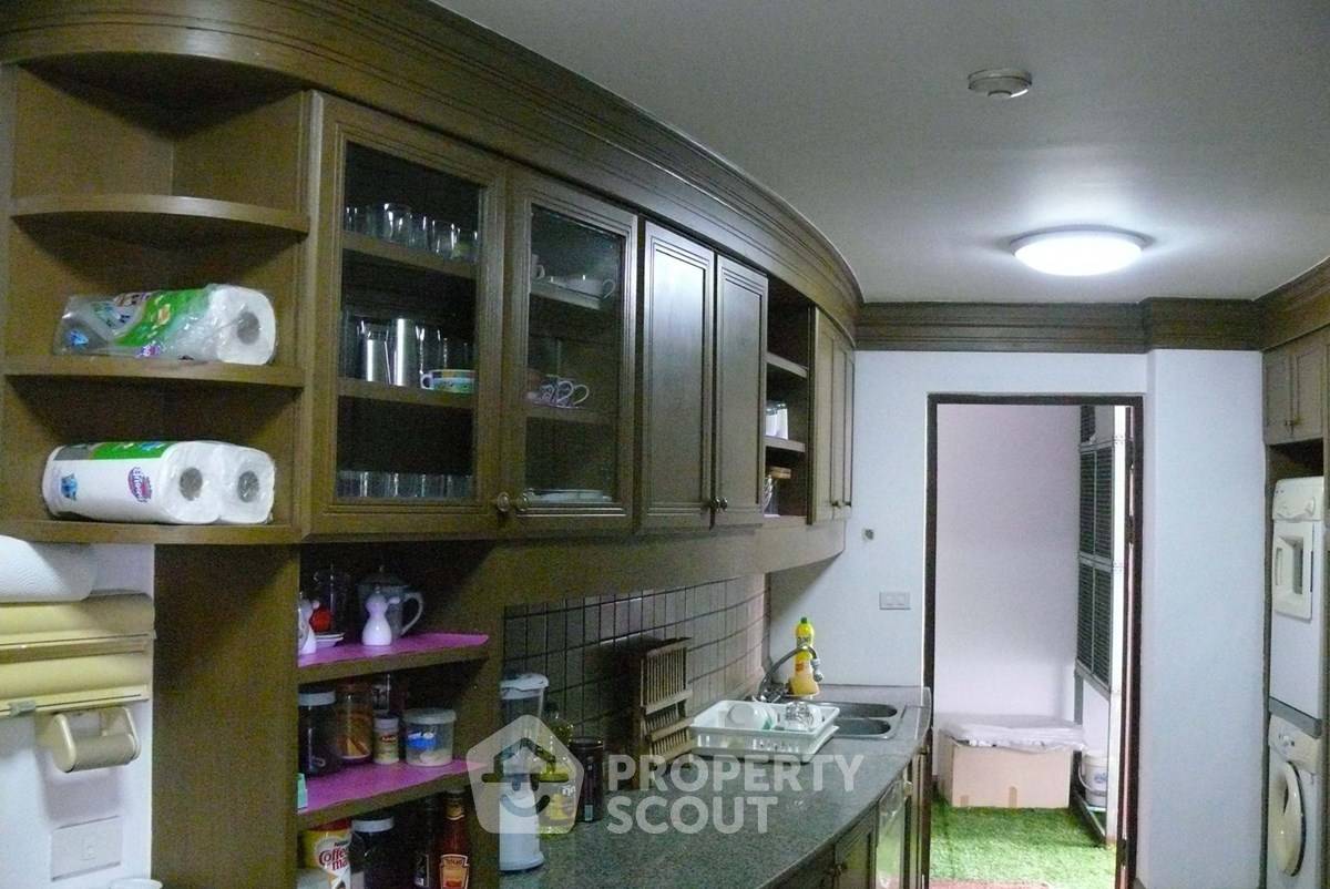 รูป คอนโด 3-ห้องนอน ที่ ศุภาคาร คอนโดมิเนียม ใกล้ BTS สะพานตากสิน (ID 2874602) - รูปที่ 10/34