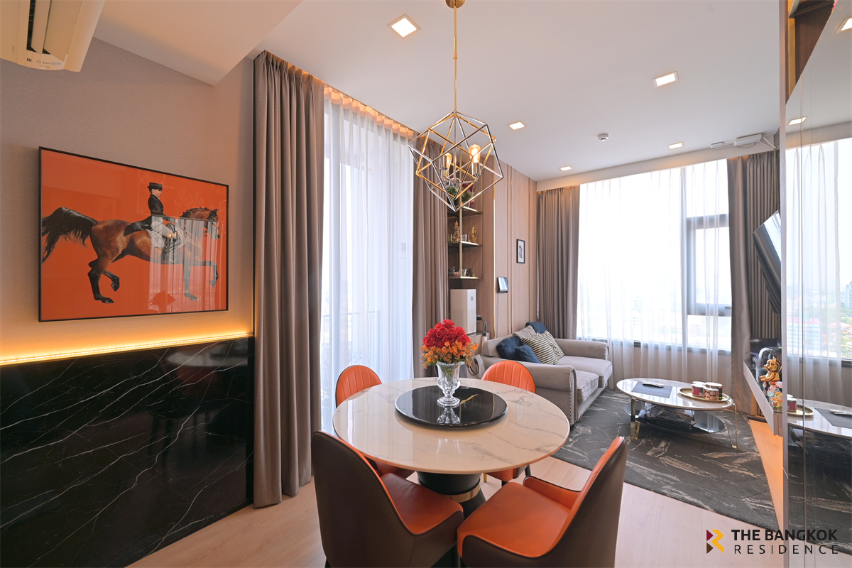 picture Centric Ratchayothin near BTS Ratchayothin Big discount, full deal - 2/10