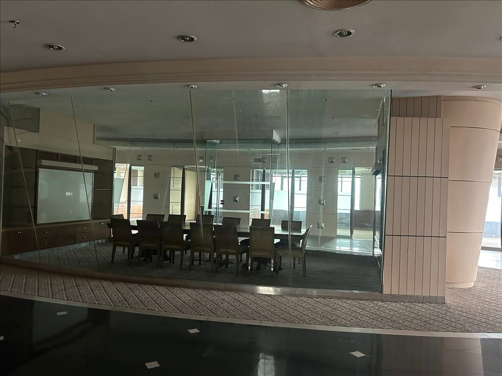 picture Office Building on Srinagarindra Road For Sale - 12/19