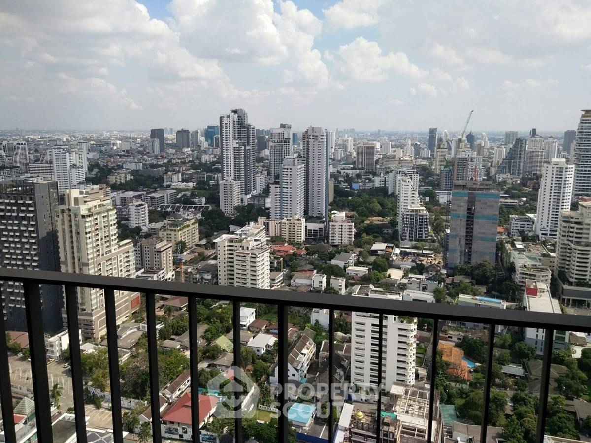 รูป คอนโด 2-ห้องนอน ที่ ดิ เอดจ์ สุขุมวิท 23 ใกล้ MRT สุขุมวิท (ID 2874363) - รูปที่ 8/8