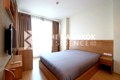 Condos for sale : Ready-to-move-in Condo, Great Value RHYTHM Ratchada-Huaikhwang near MRT Huai Khwang Station