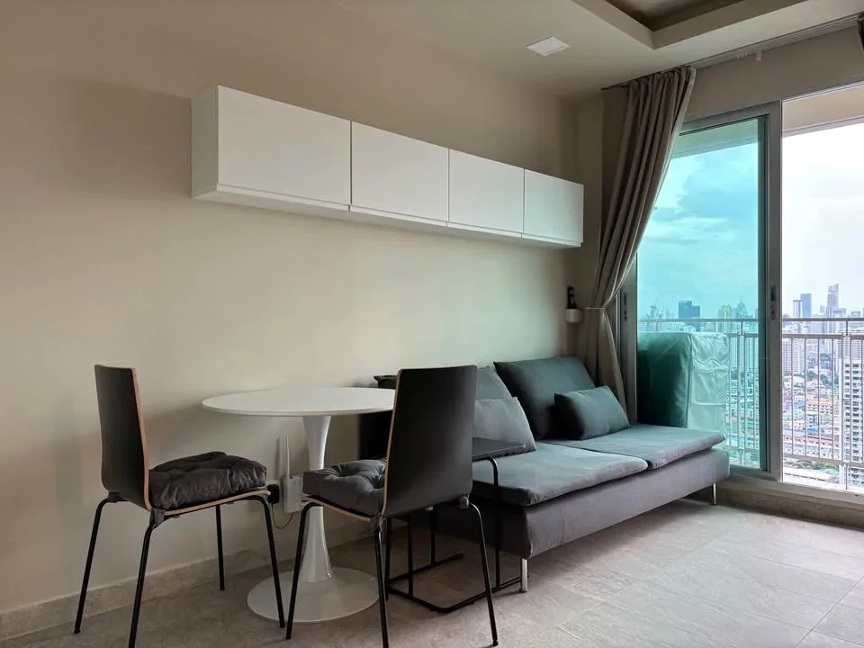 รูป A034455 Thru Thonglor - รูปที่ 4/8