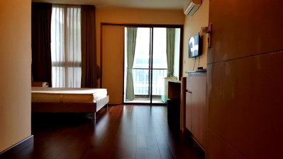 เช่าคอนโด เซ็นทรัล สีลม : EN00922 ให้เช่า✨Ideo Sathon-Taksin 10,000/month  line : @ds159  /please contact us✨
