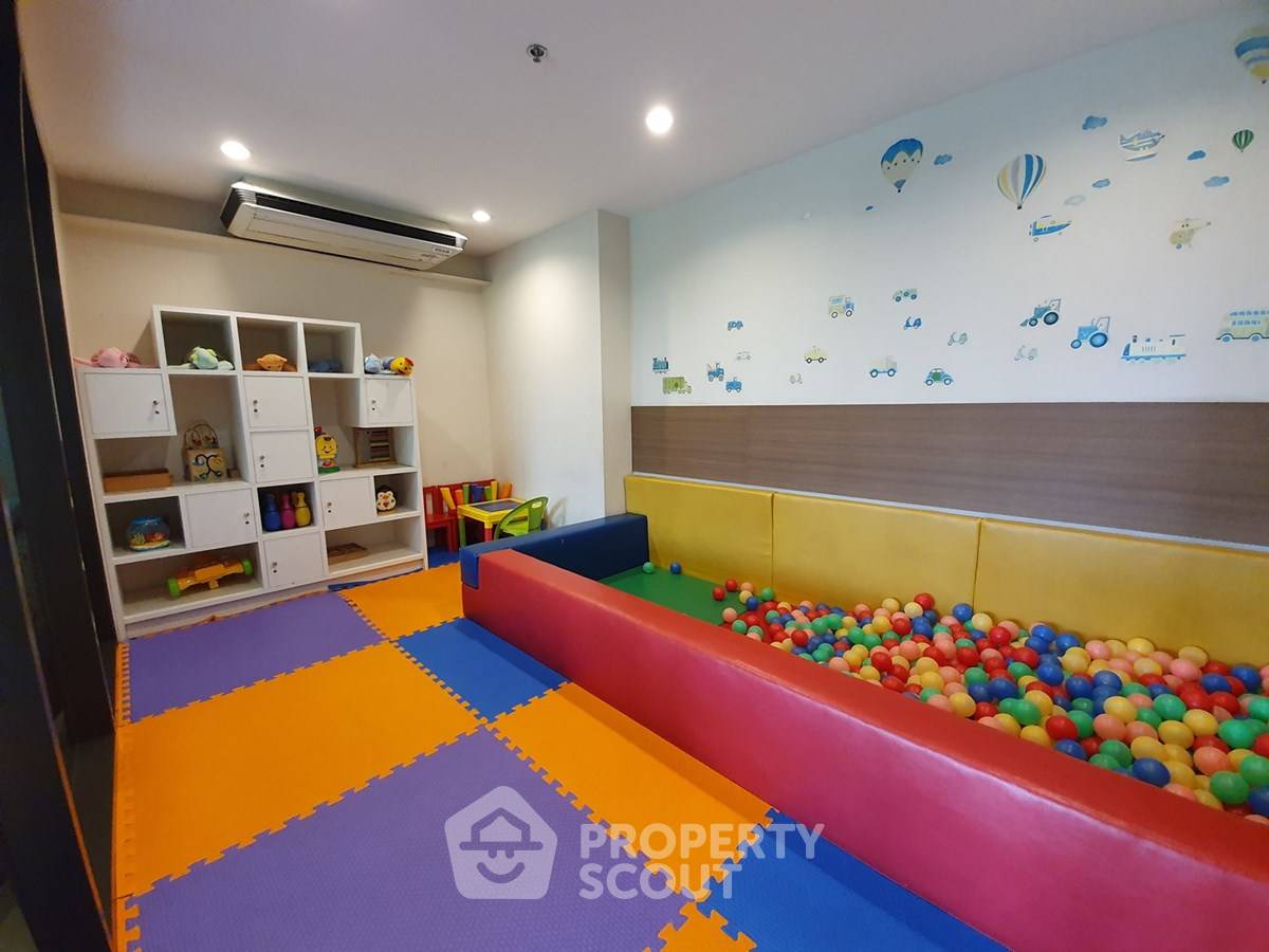 รูป คอนโด 2-ห้องนอน ที่ วิลล่า อโศก ใกล้ MRT เพชรบุรี (ID 2874524) - รูปที่ 13/13