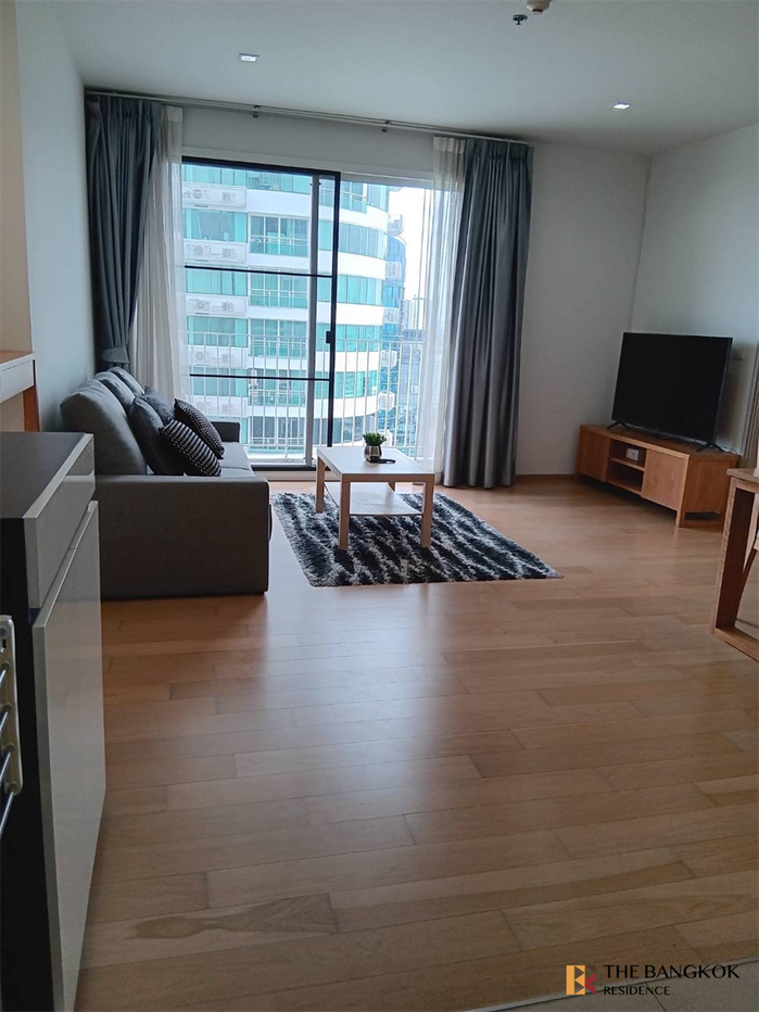 picture HQ By Sansiri Location Near Employment, Surrounded by Lifestyles - 7/10