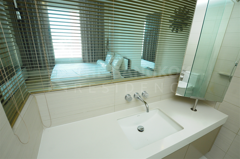 Siri At Sukhumvit near BTS Thong Lo Convenient Travel, Great Value per Square Meter