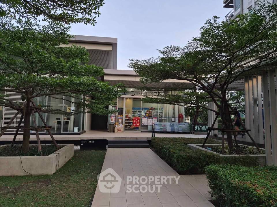 picture 2-BR Condo at The Room Ratchada-Ladprao near MRT Ratchadaphisek (ID 2877260) - 8/9