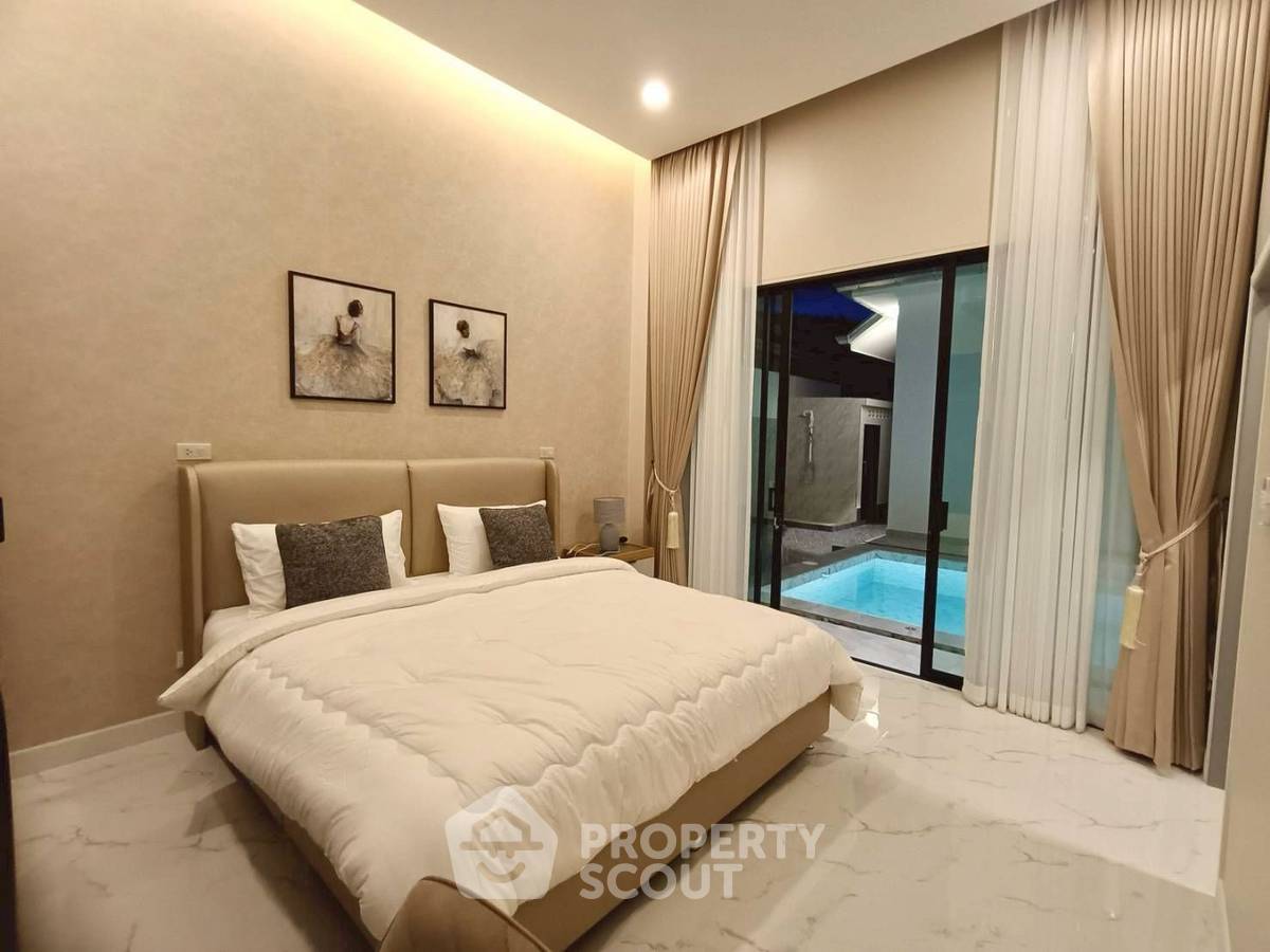 picture 4-BR Villa close to Hua Hin City (ID 2878006) - 12/20