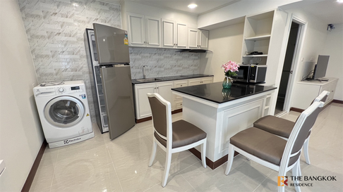 M Tower Sukhumvit 35 Condo in Prime Location, Attractive Price near BTS Phrom Phong