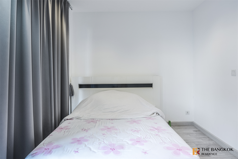 Ideo Mobi Sathorn near BTS Krung Thonburi Special unit at an attractive price